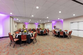 La Quinta Inn & Suites by Wyndham San Antonio Medical Ctr NW