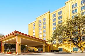 La Quinta Inn & Suites by Wyndham San Antonio Medical Ctr NW