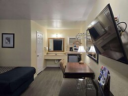 Rodeway Inn & Suites Blythe I-10