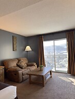 Divya Sutra Plaza and Conference Centre, Vernon, BC