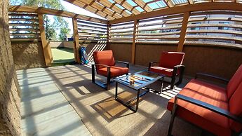 Divya Sutra Plaza and Conference Centre, Vernon, BC