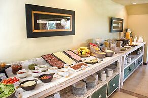 Kau Yatun Hotel Boutique