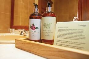 Kau Yatun Hotel Boutique