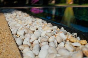 Phuket Airport Hotel