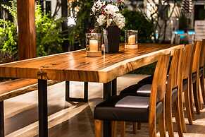 Phuket Airport Hotel