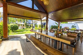 Phuket Airport Hotel