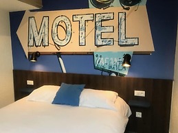 Logis Hôtel Au Chêne Vert
