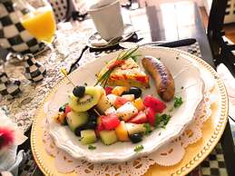 10 Fitch Luxurious Romantic Inn