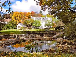 10 Fitch Luxurious Romantic Inn