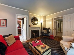 10 Fitch Luxurious Romantic Inn