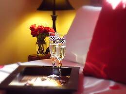 10 Fitch Luxurious Romantic Inn