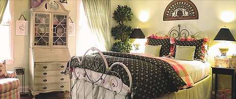 10 Fitch Luxurious Romantic Inn