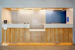 The Barclay Towers Resort Hotel