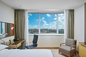 Four Points by Sheraton Shanghai, Daning