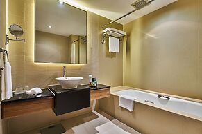 Four Points by Sheraton Shanghai, Daning