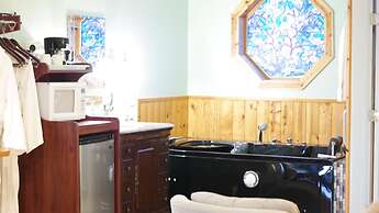 Coast Inn and Spa Fort Bragg