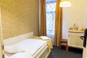 Sir Toby's Midtown - Hostel