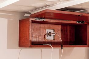 Sir Toby's Midtown - Hostel