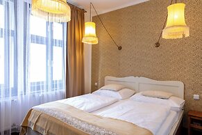 Sir Toby's Midtown - Hostel