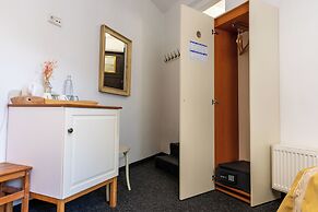 Sir Toby's Midtown - Hostel