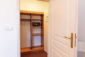 Sir Toby's Midtown - Hostel