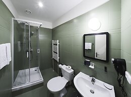 Sir Toby's Midtown - Hostel