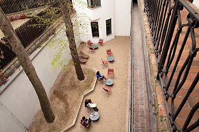 Sir Toby's Midtown - Hostel