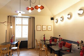 Sir Toby's Midtown - Hostel