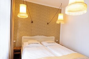 Sir Toby's Midtown - Hostel