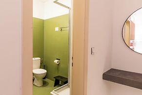 Sir Toby's Midtown - Hostel