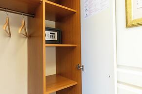 Sir Toby's Midtown - Hostel