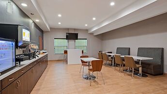 Best Western Ingleside Inn & Suites