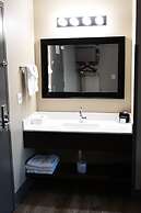 Cobblestone Inn & Suites - Trenton