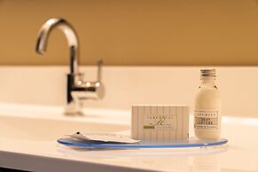 Cobblestone Inn & Suites - Trenton