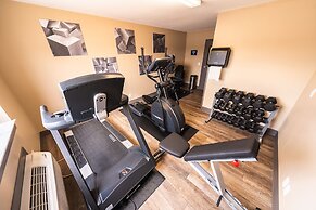Cobblestone Inn & Suites - Trenton