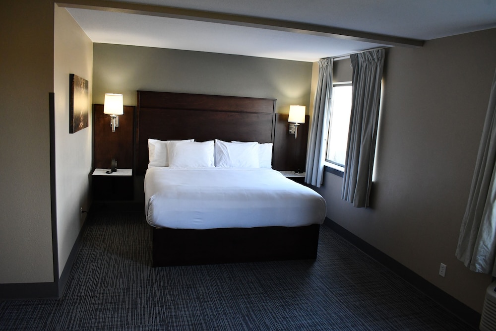 Cobblestone Inn & Suites - Trenton