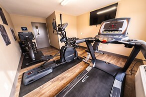 Cobblestone Inn & Suites - Trenton