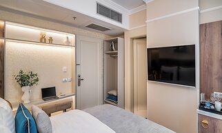 Hotel Maestro by Adrez