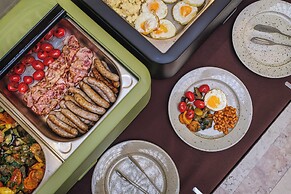 Hotel Maestro by Adrez