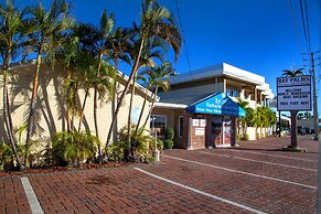 Bay Palms Waterfront Resort - Hotel and Marina