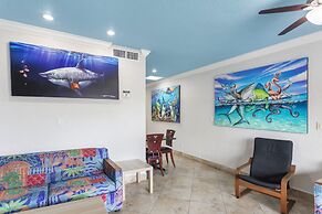 Bay Palms Waterfront Resort - Hotel and Marina