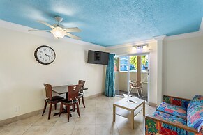 Bay Palms Waterfront Resort - Hotel and Marina