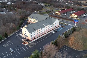 Fairfield Inn & Suites by Marriott Edison-South Plainfield