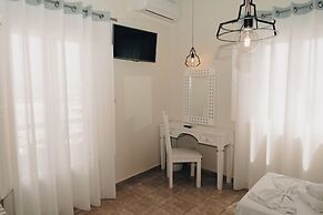 Villa Ilias Caldera Hotel