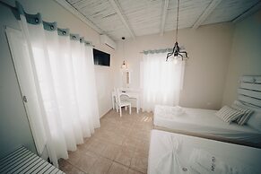 Villa Ilias Caldera Hotel