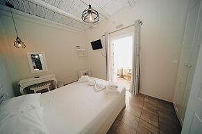 Villa Ilias Caldera Hotel