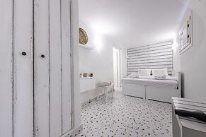 Villa Ilias Caldera Hotel