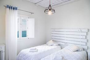 Villa Ilias Caldera Hotel