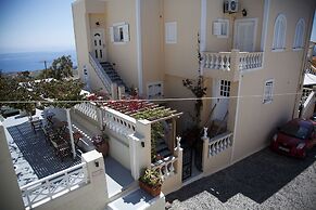 Villa Ilias Caldera Hotel