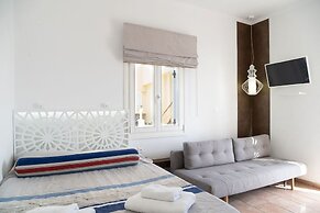 Villa Ilias Caldera Hotel